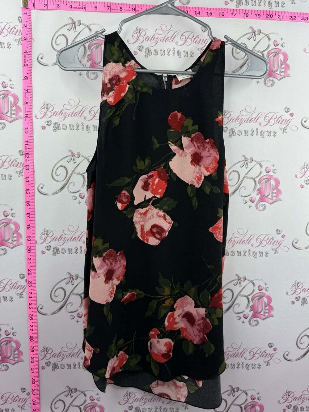 Wilfred Aritzia silk tank top Black Floral Sleeveless Camisole with Pink Roses
